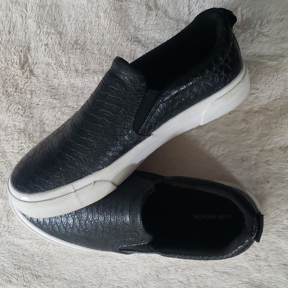 Jenn Ardor Black Snakeskin Slip Ons EUC Sz 8 - Picture 4 of 6